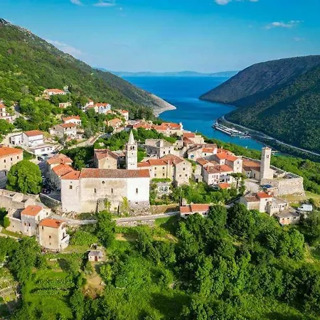 Apartament Fonovici Jurasi